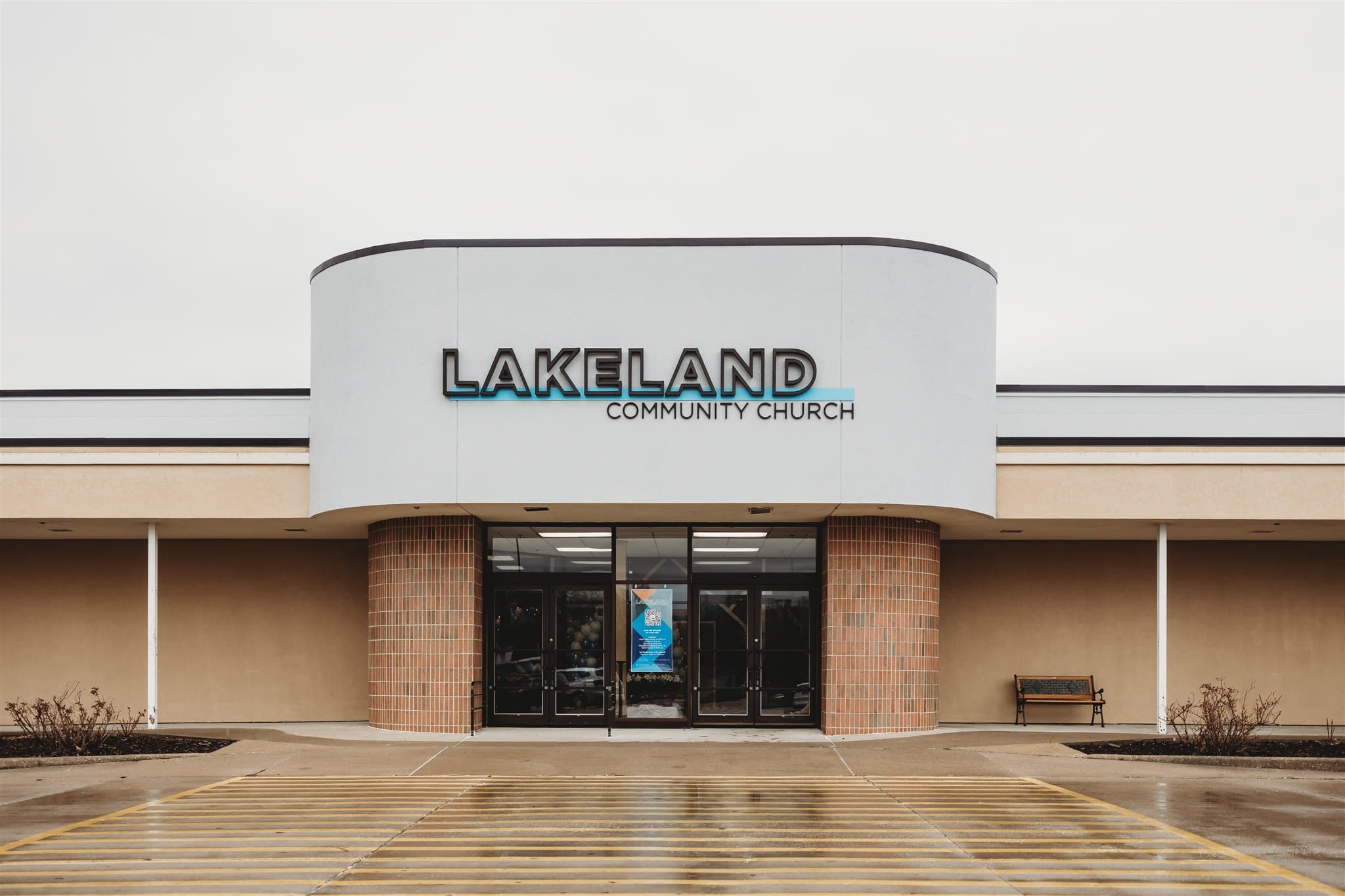 Front of Lakeland building